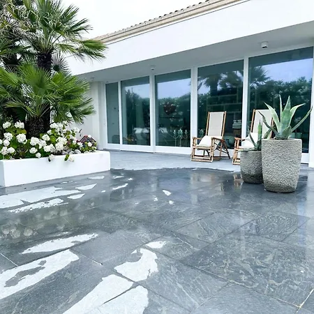 Italian Experience-villa Rosa Del Mare Villa *